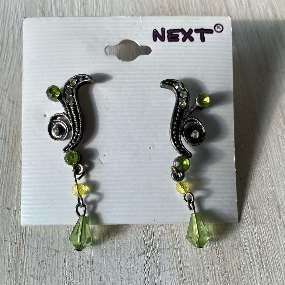 🎉 2/$12 NWOT Next Earrings